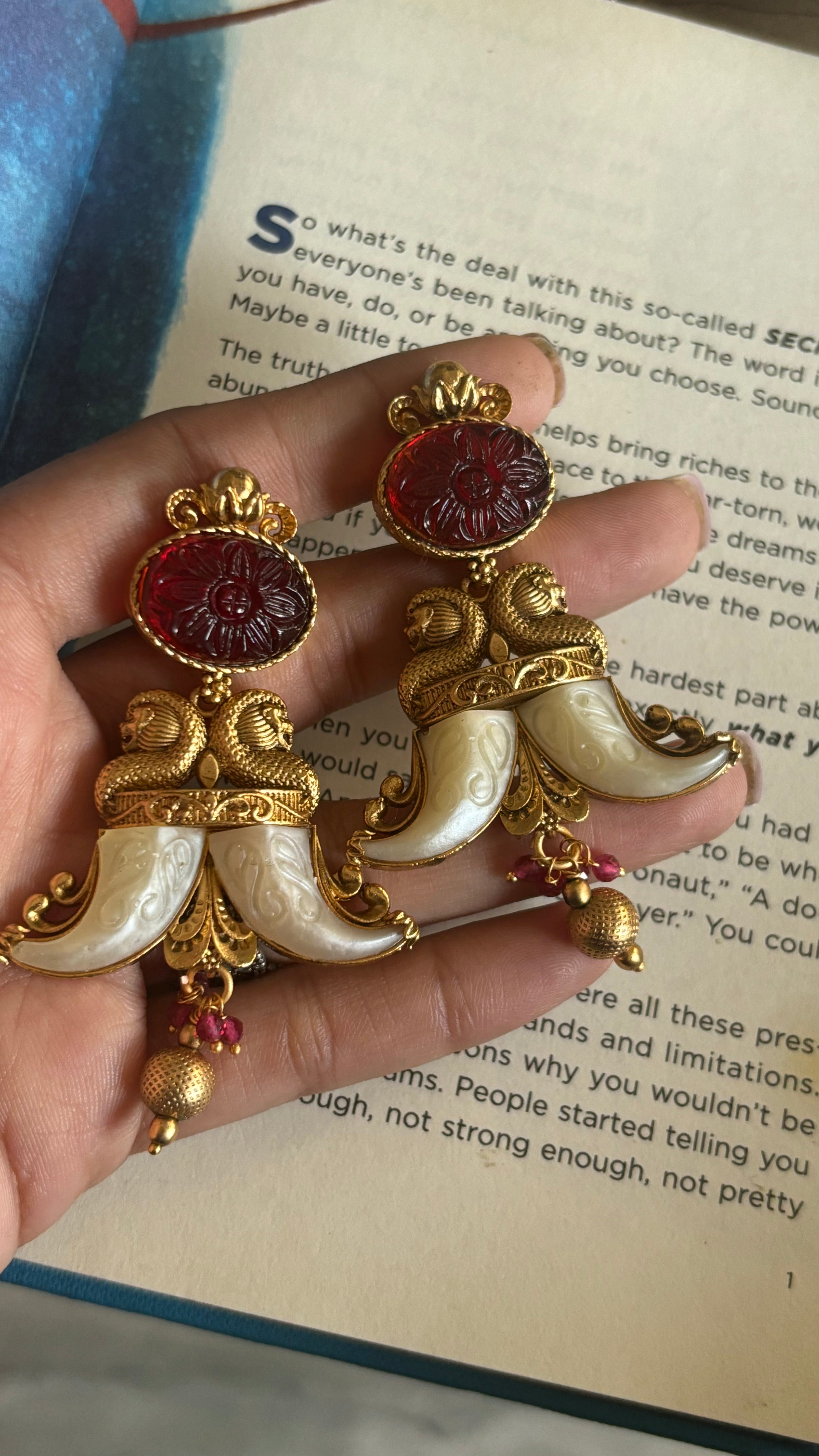 Ruby and off-white victorian pendant set