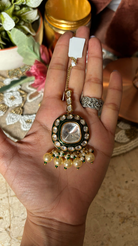 Emerald meenakari chorus maangtika