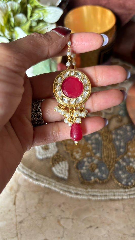 Ruby maangtika