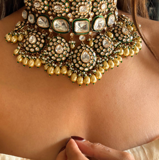 Amala emerald meenakari uncut polki choker