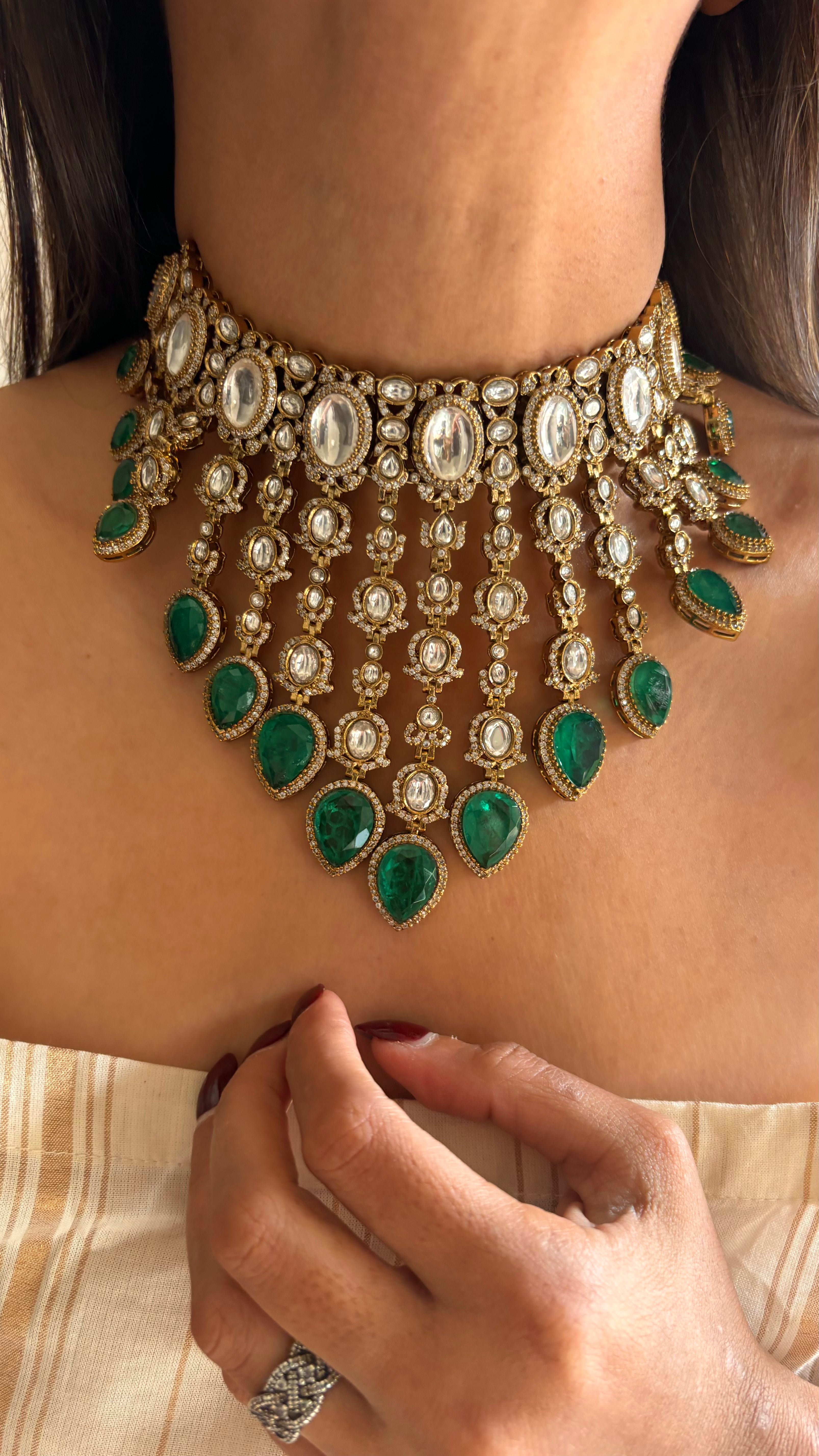 Madhura emerald bridal asia choker