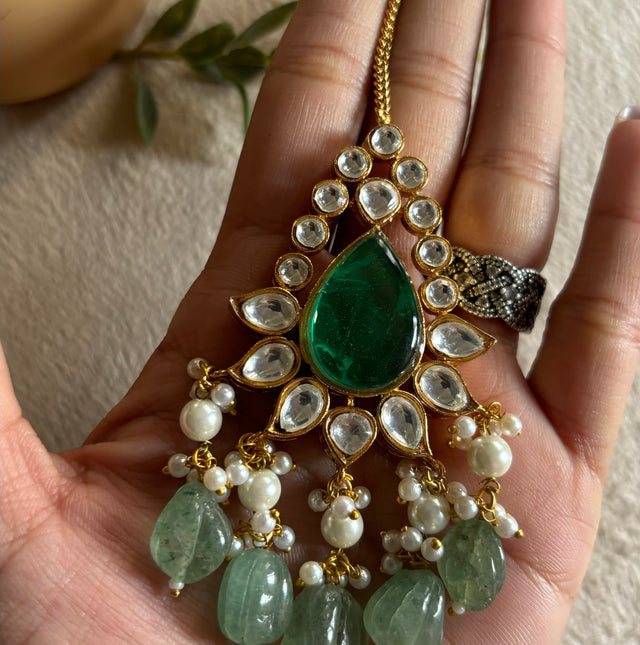 Emerald doublet mint drop maangtika