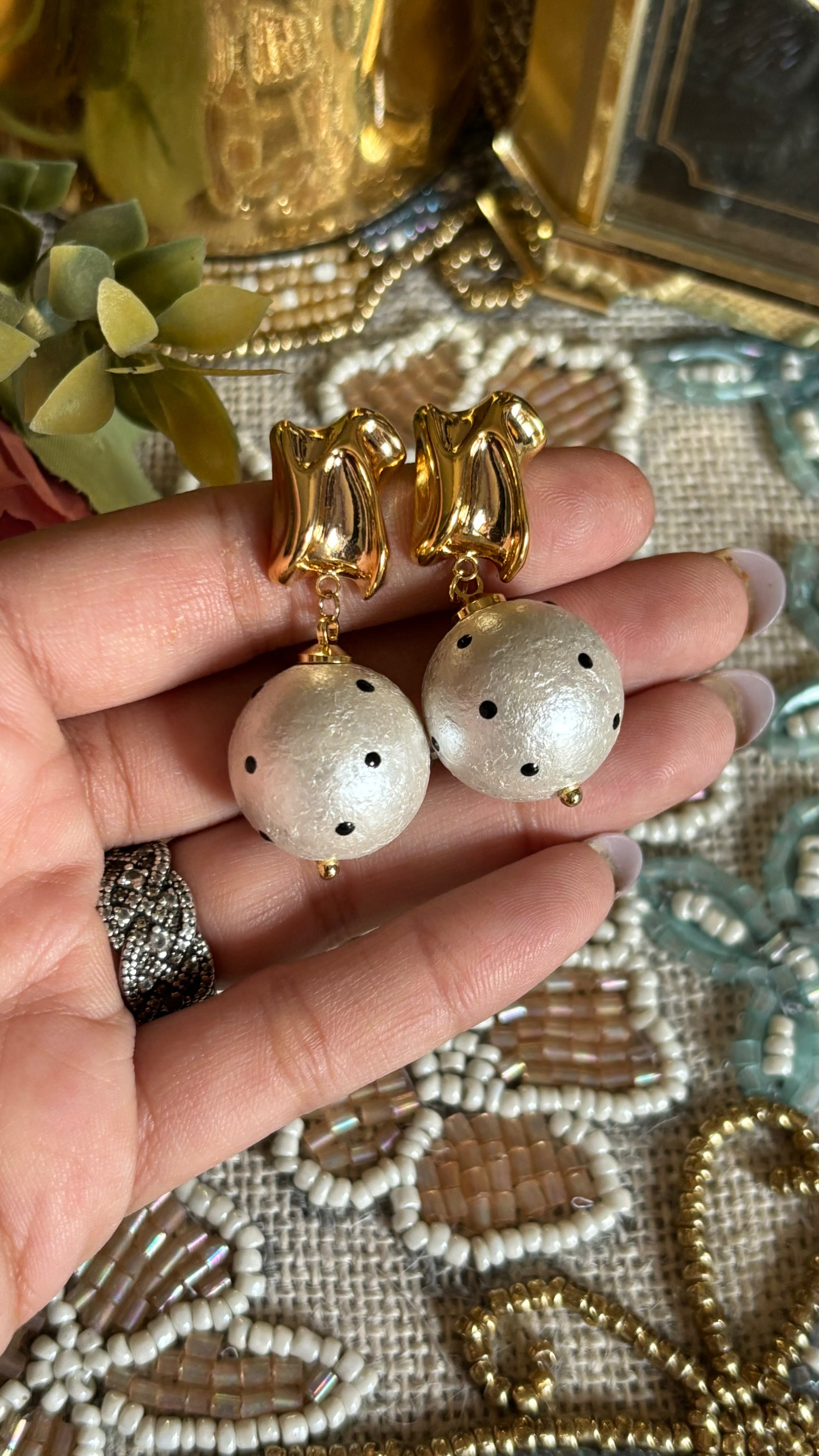 Polka dots gold danglers