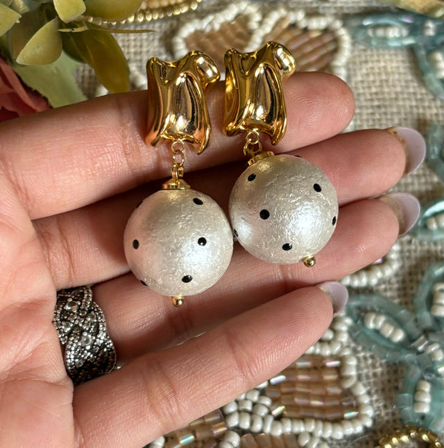 Polka dots gold danglers