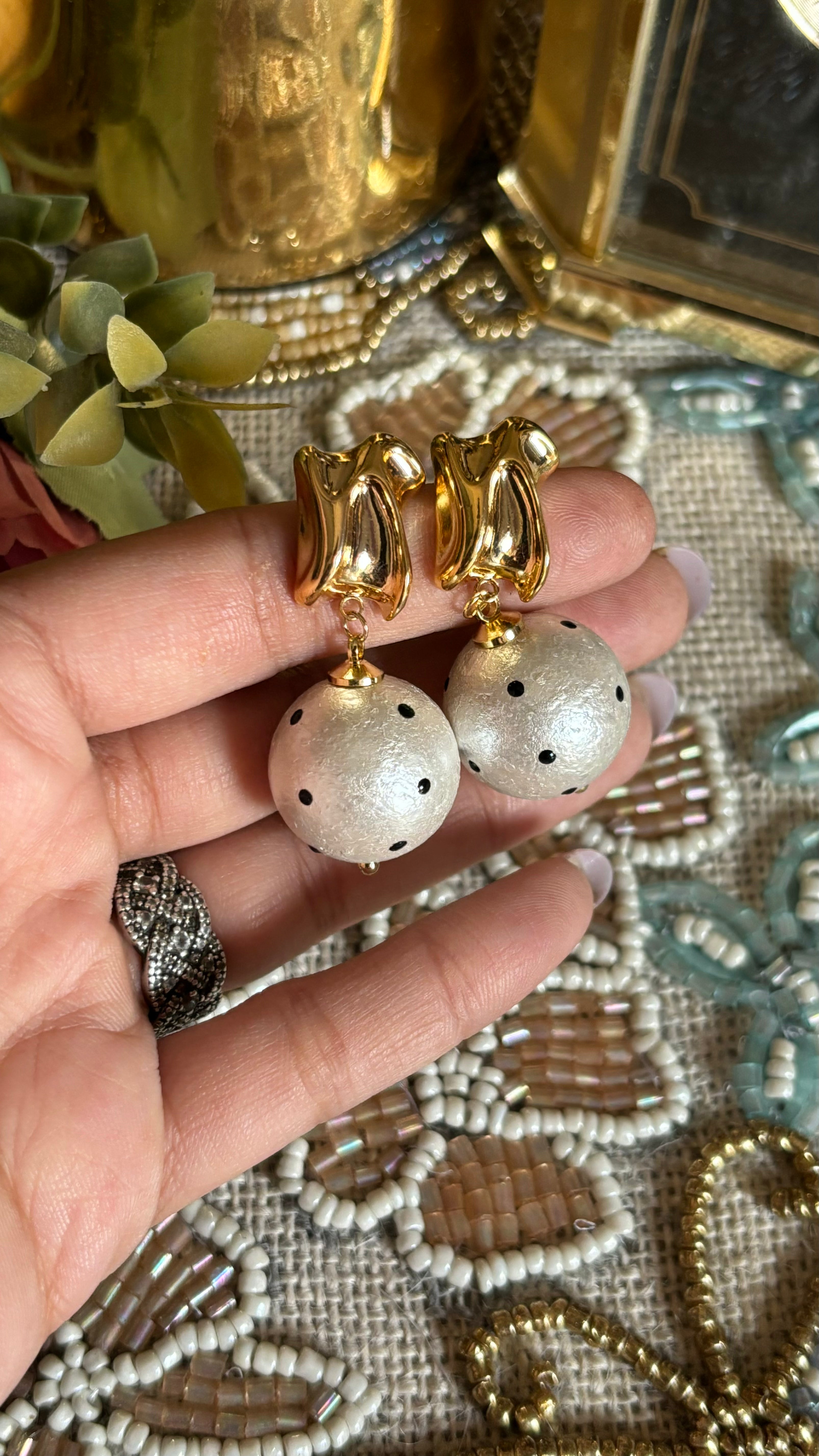 Polka dots gold danglers