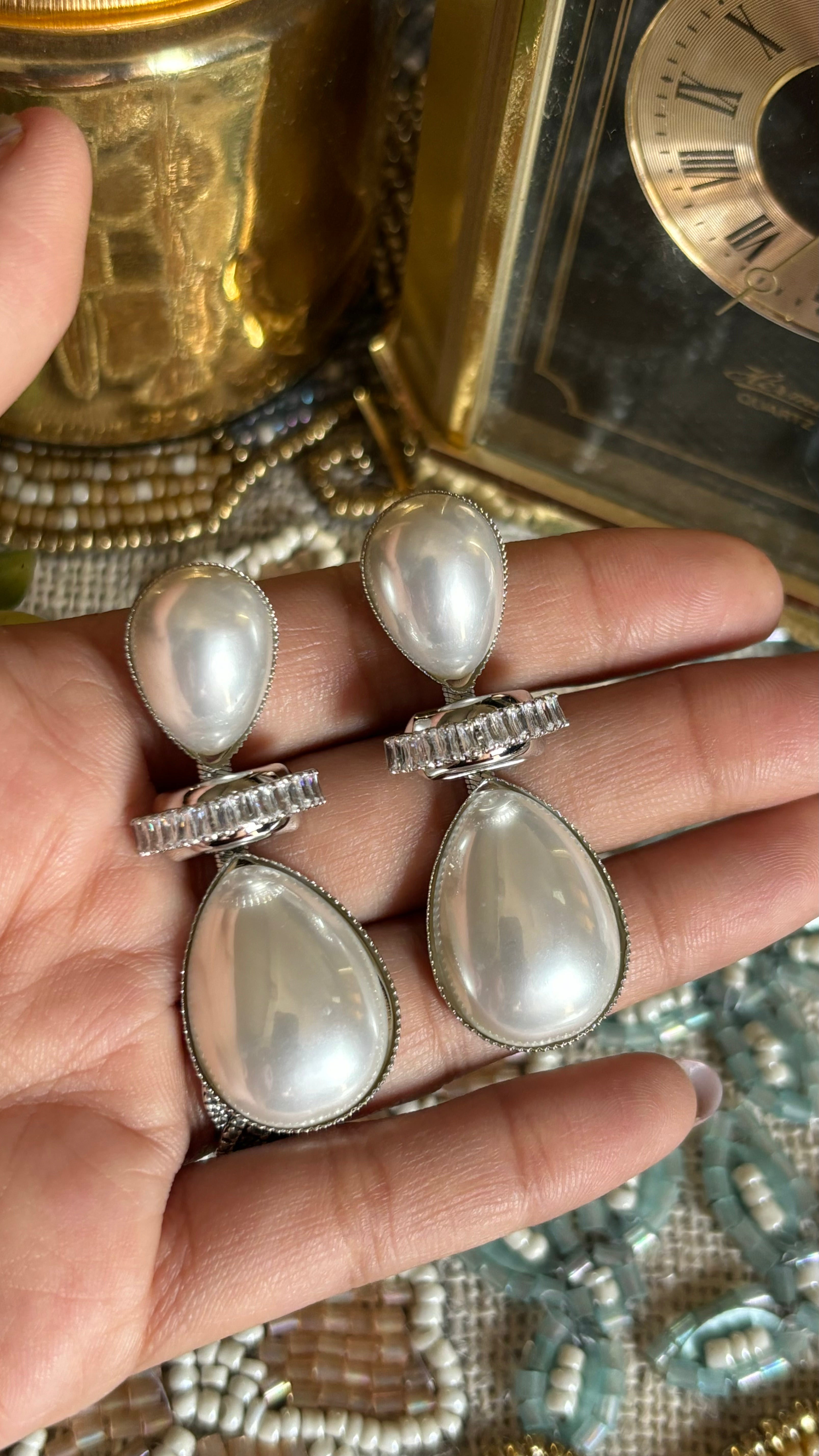 Pearl diamond danglers