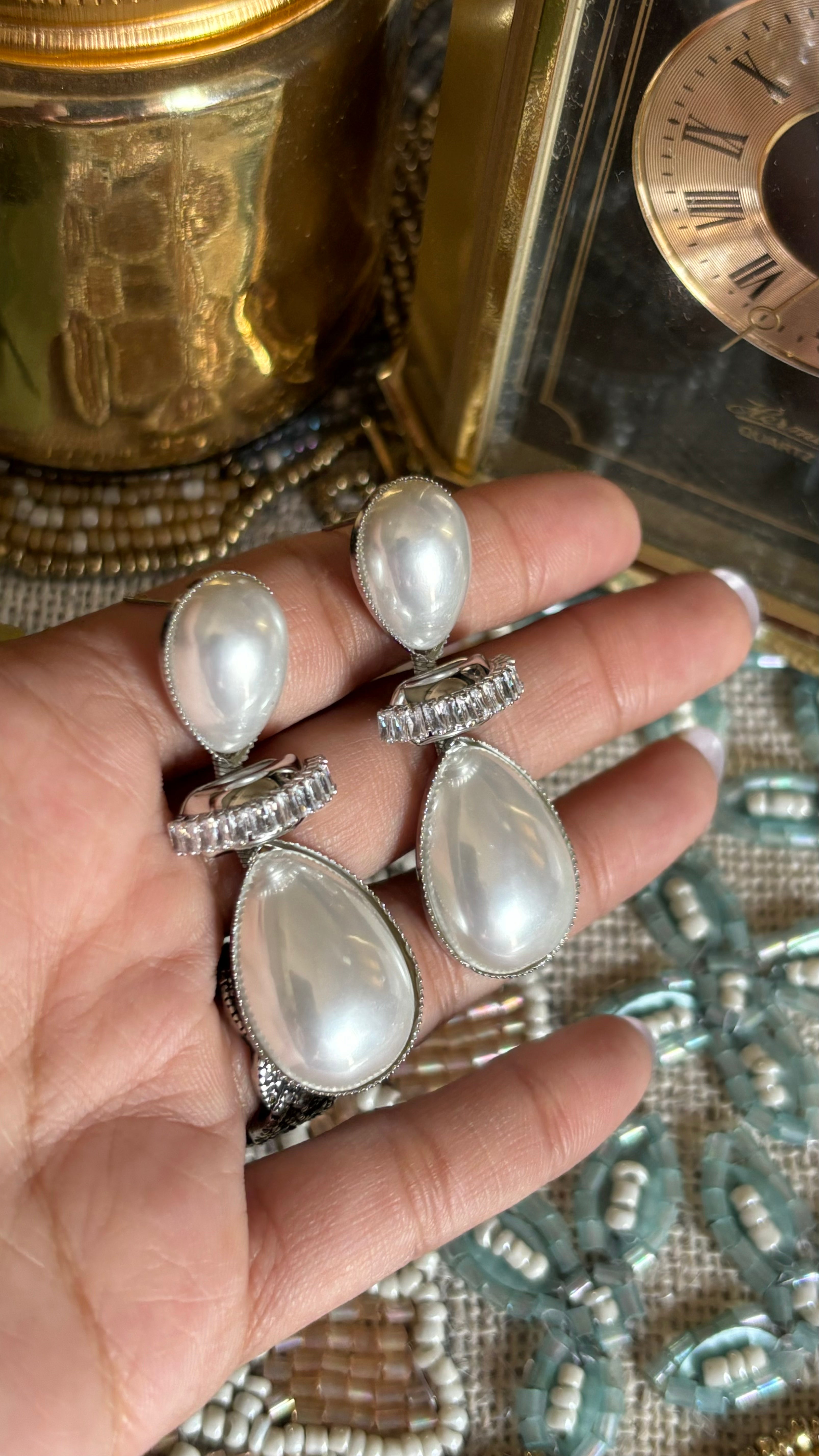 Pearl diamond danglers