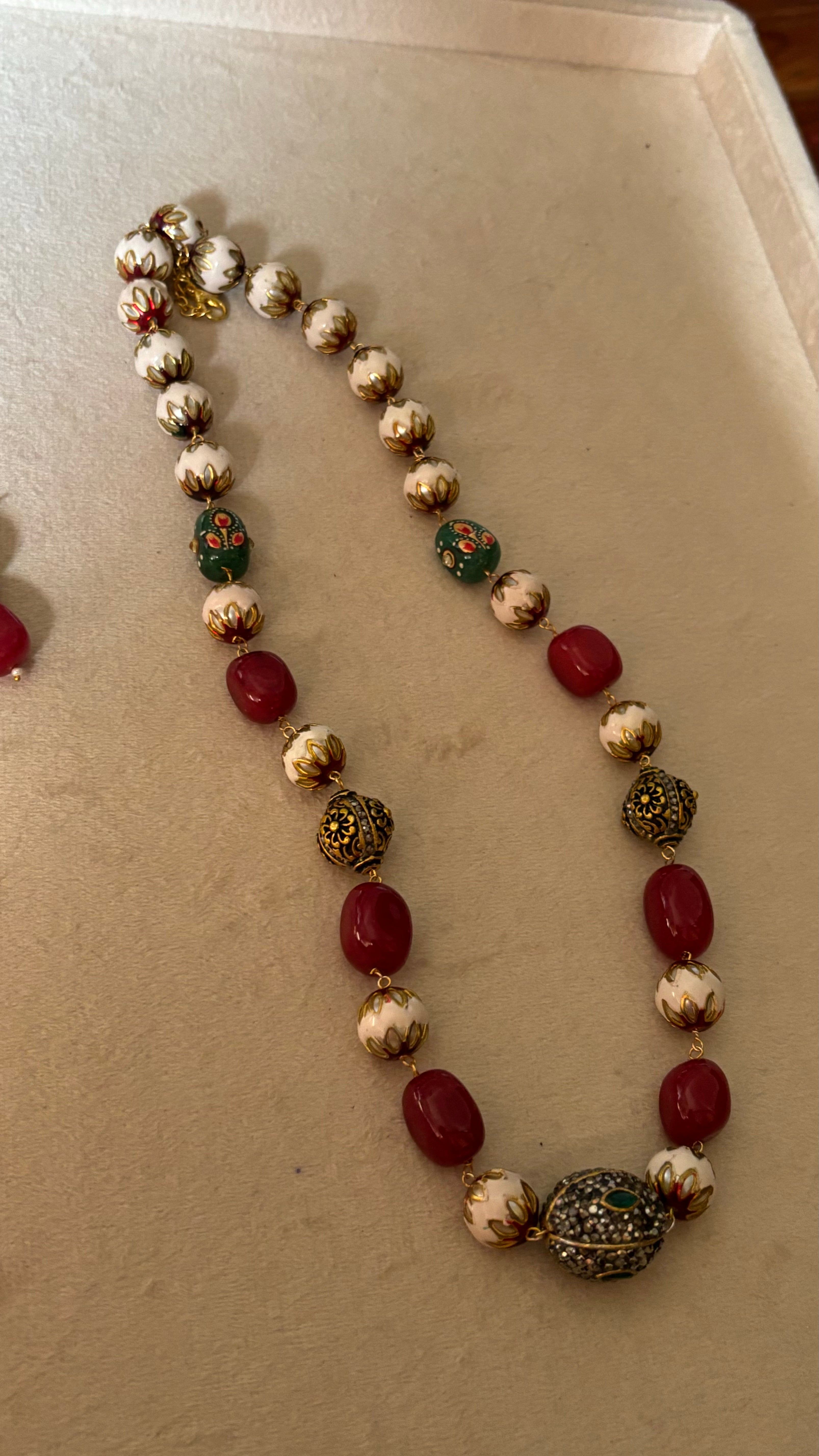 Ruby meenakari string with earrings