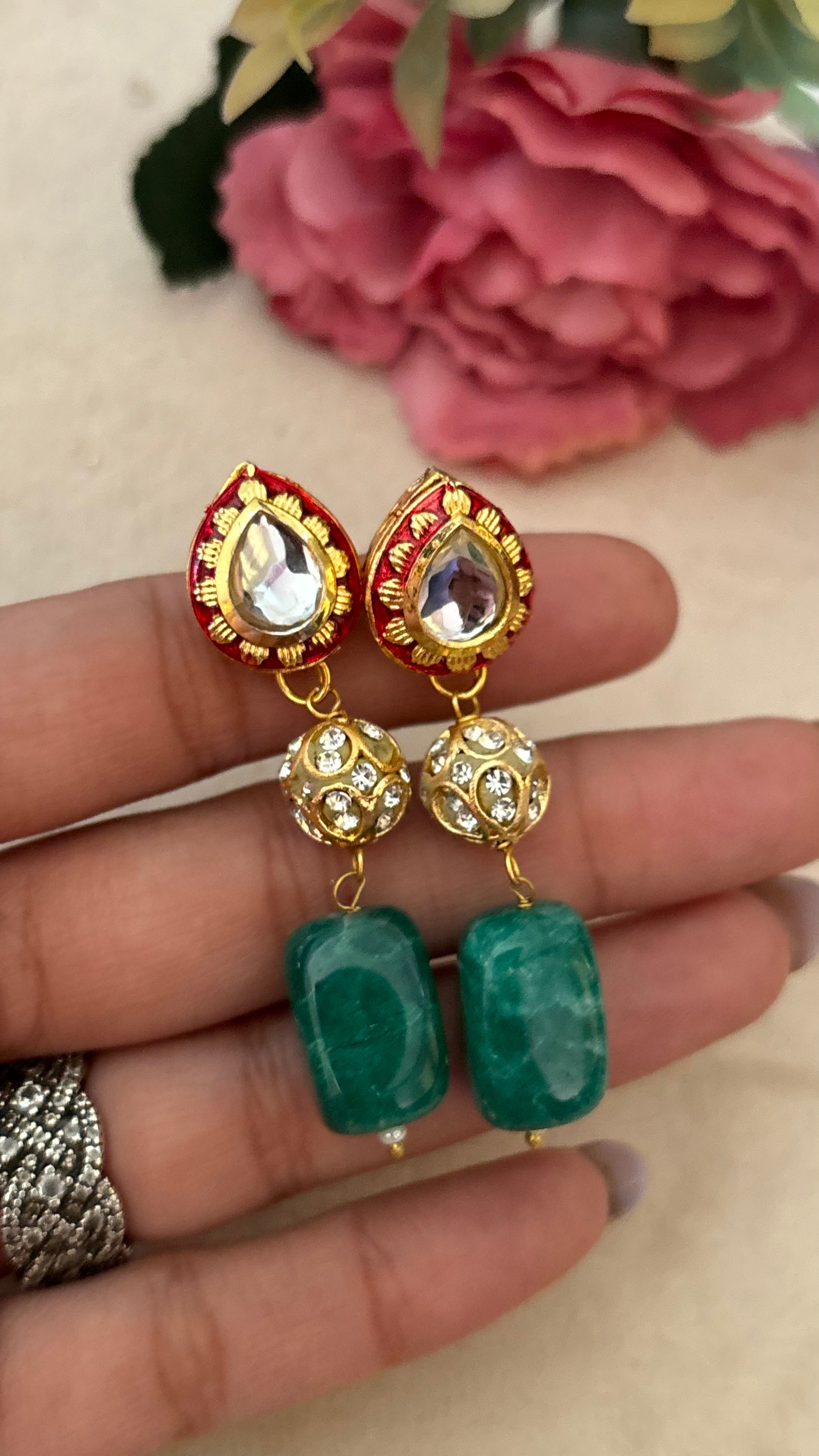 Emerald stone string with earrings