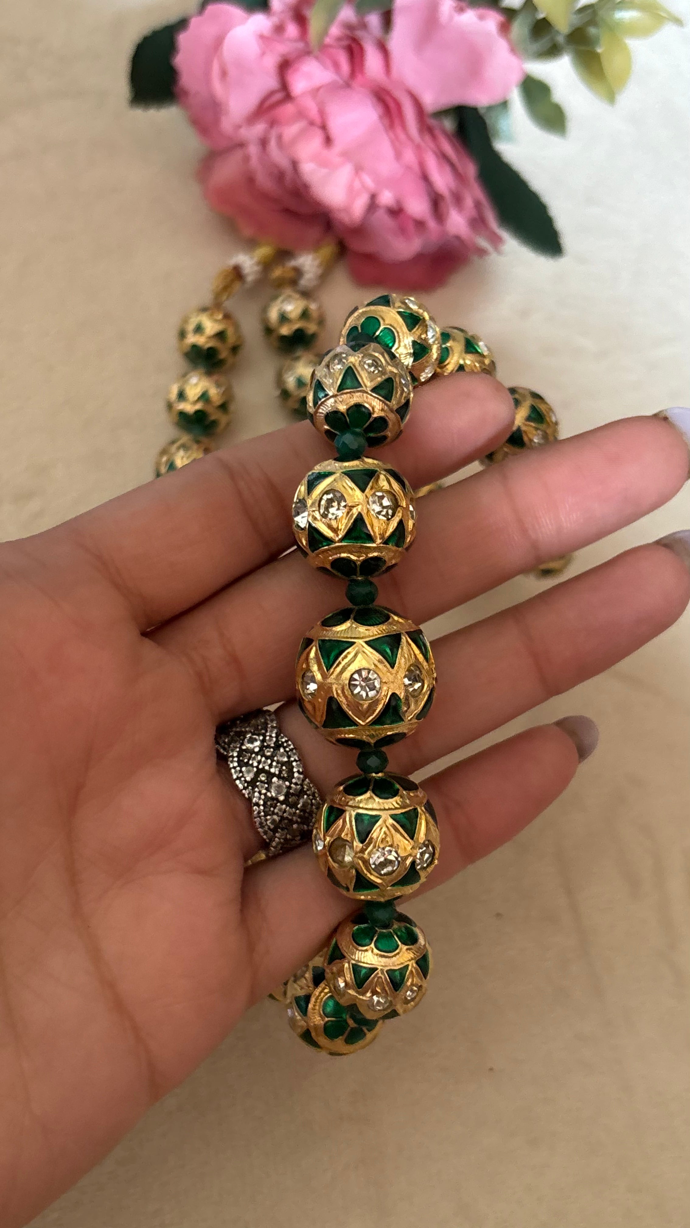 Emerald meenakari string