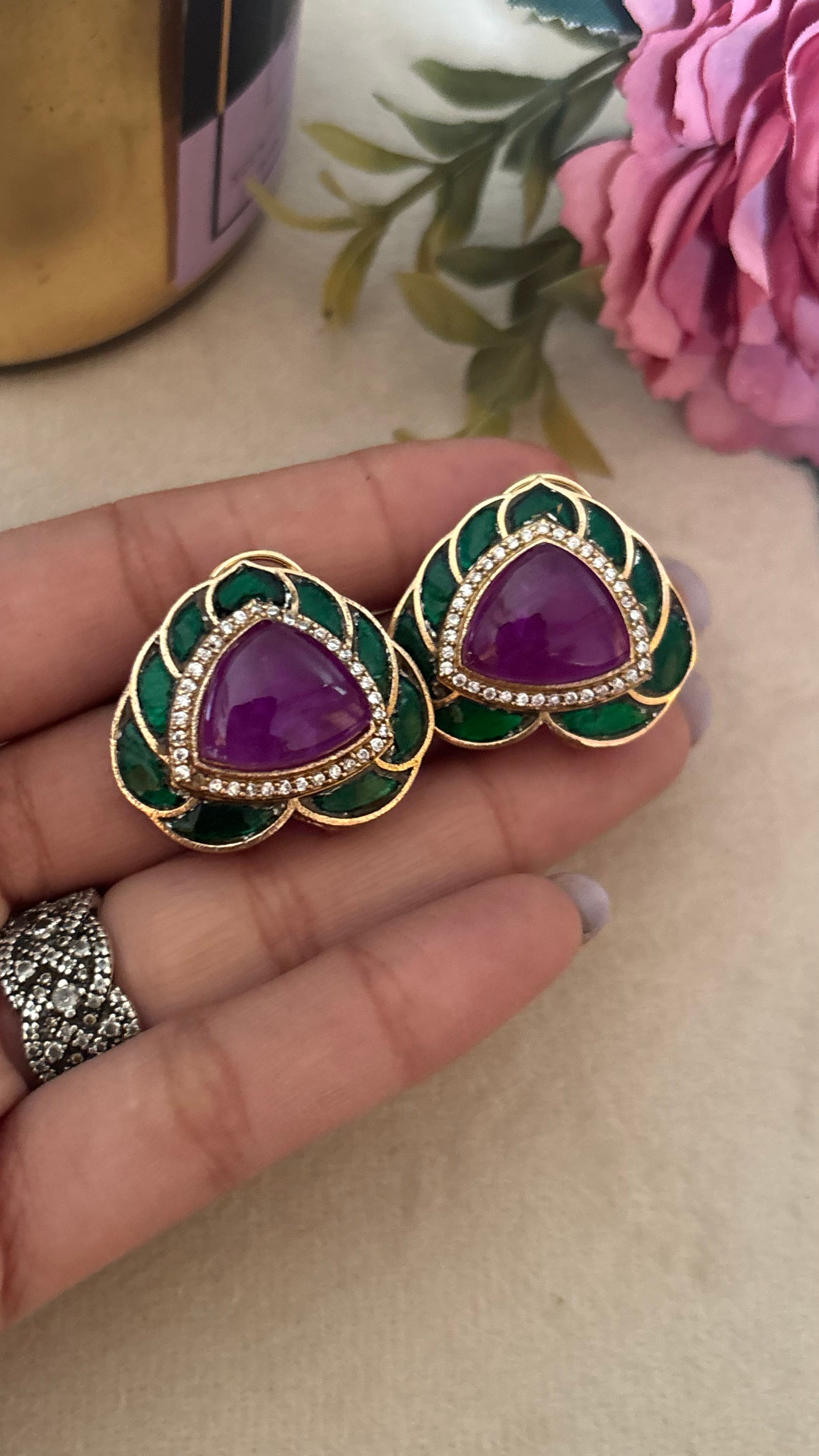 Tanzanite with emerald leaf pendant set with earrings