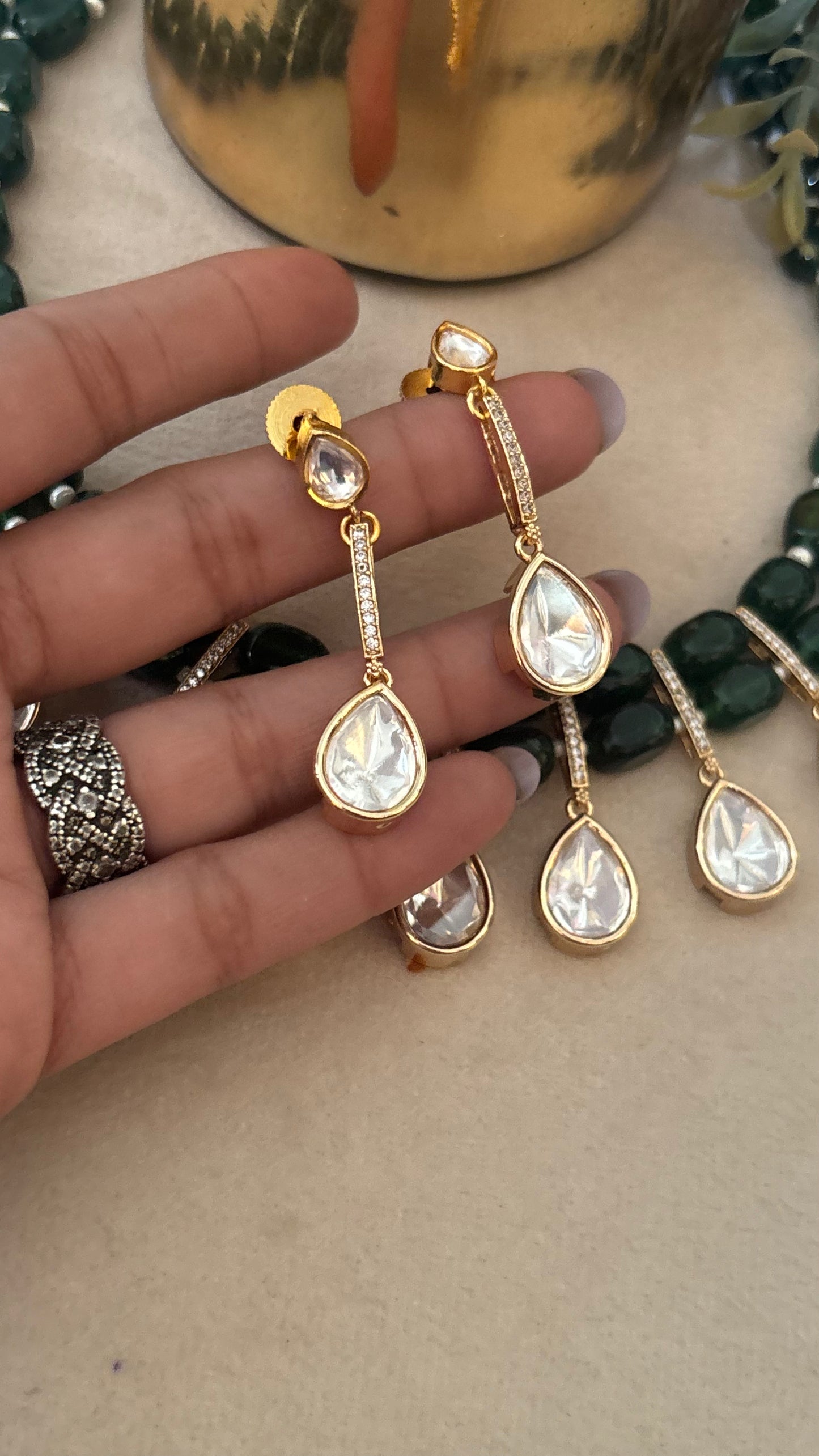 Emerald Moissanite string with earrings