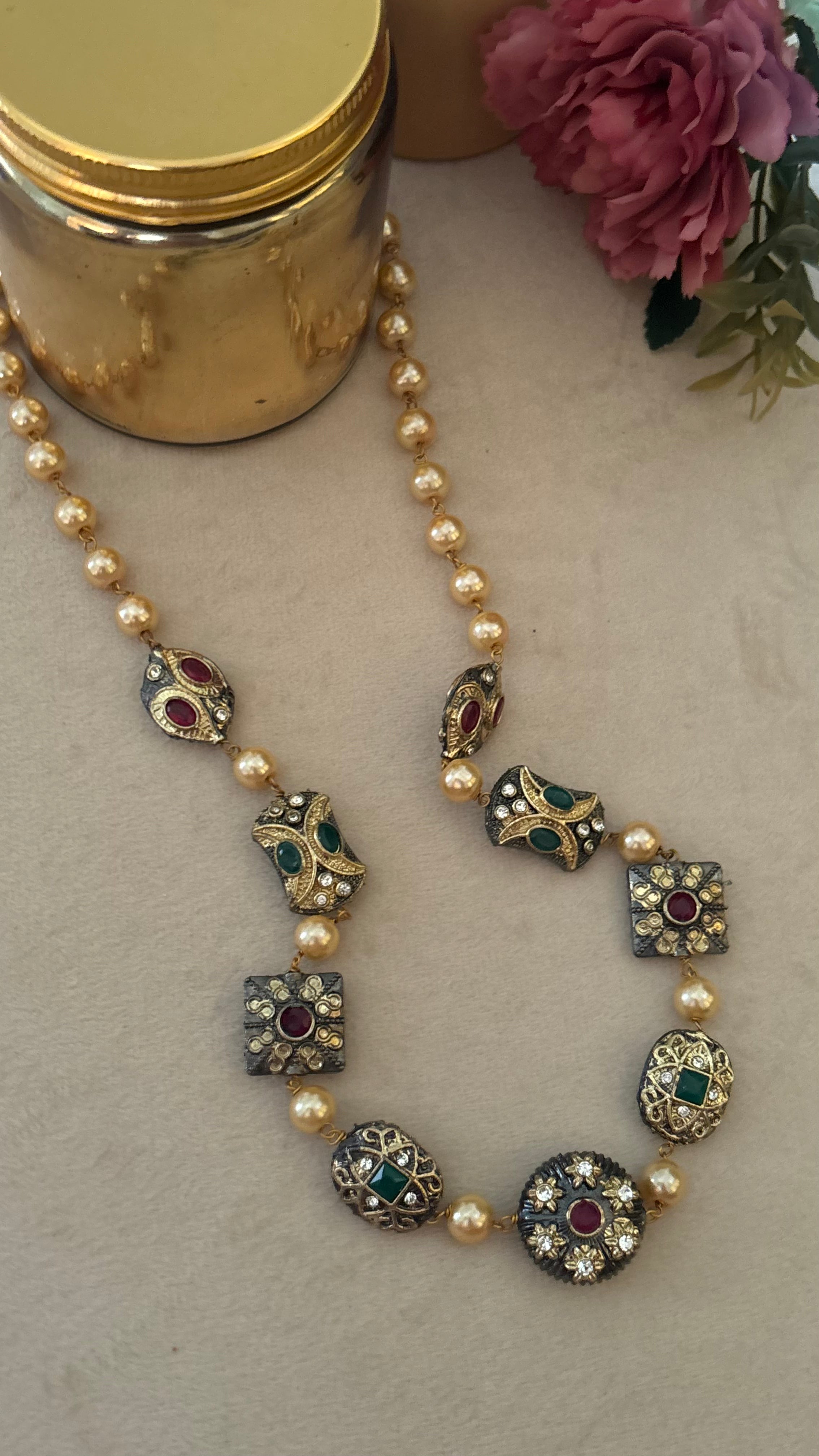 Heritage gold pearls necklace