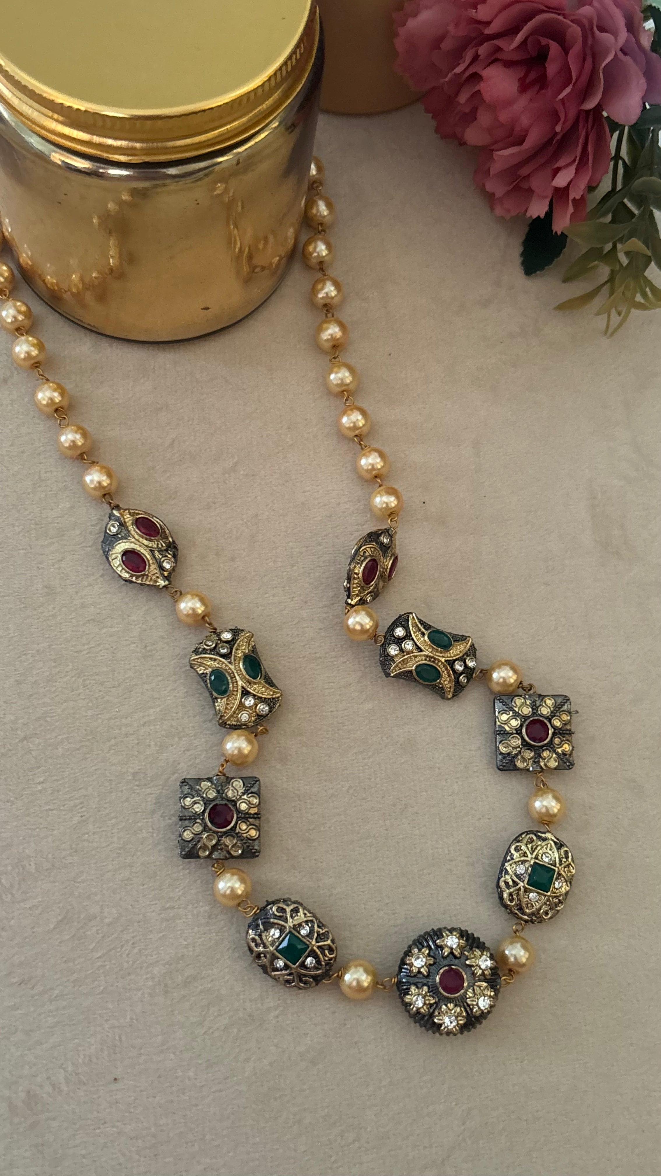 Heritage gold pearls necklace