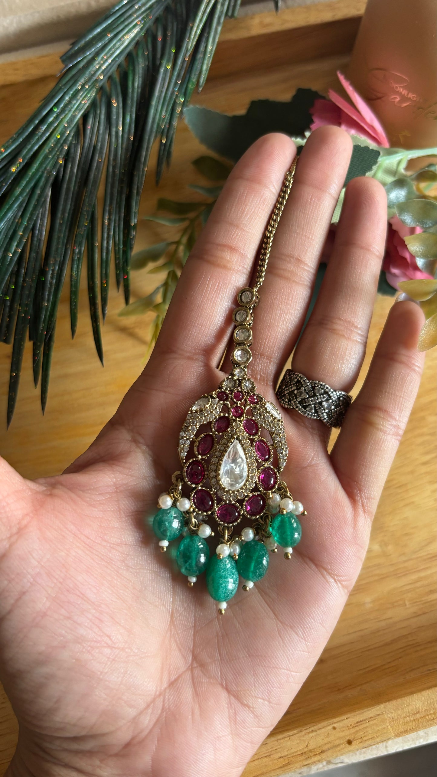 Pink emerald meenakari Mangtika