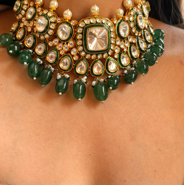 Emerald uncut polki meenakari choker