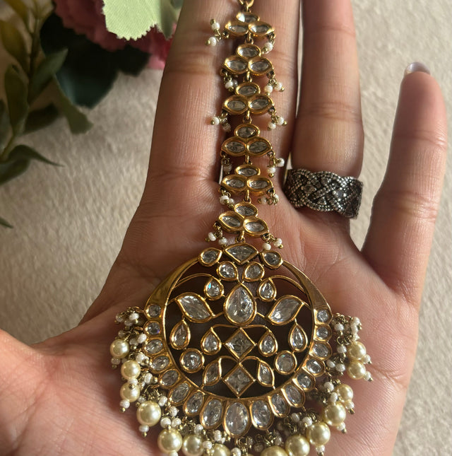 moissanitee Chandbali maangtika