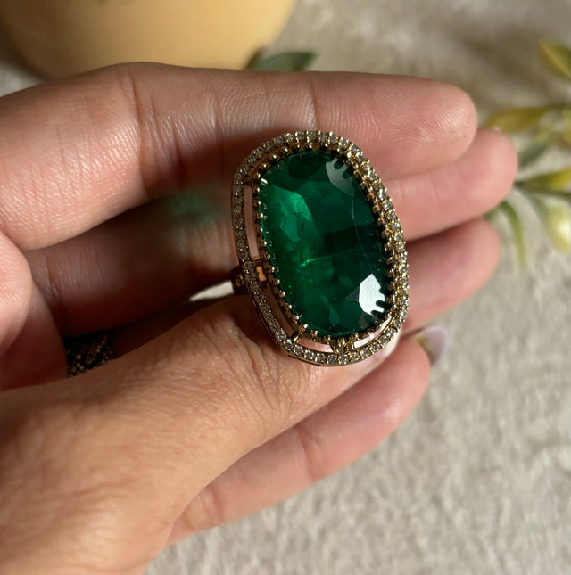 Emerald doublet ring