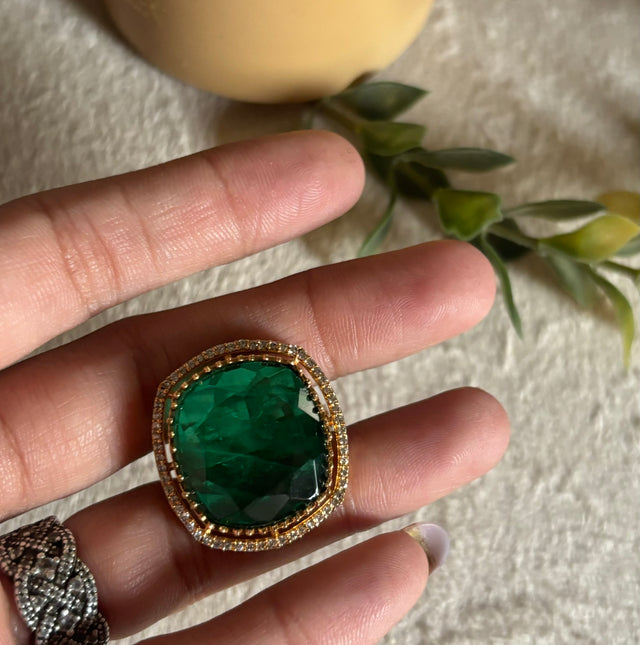 Emerald doublet ring