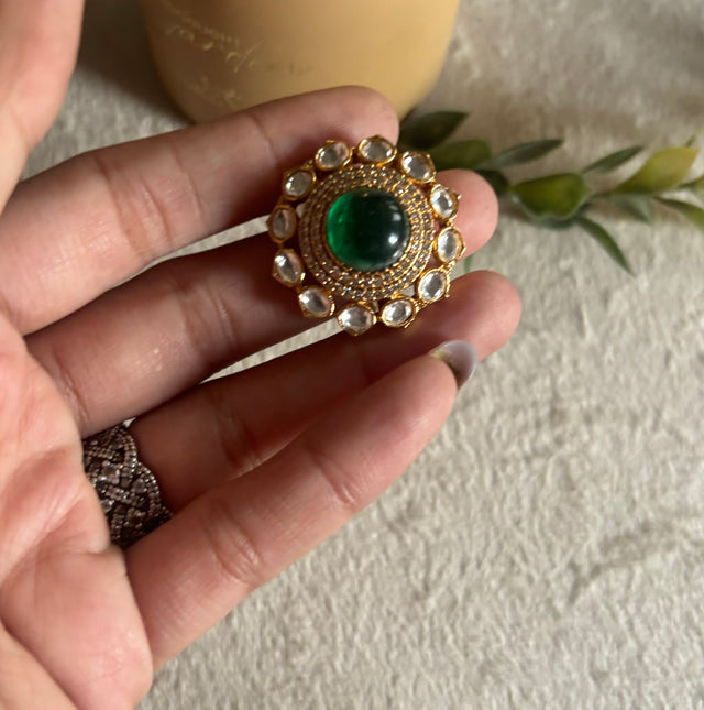 Emerald doublet round ring