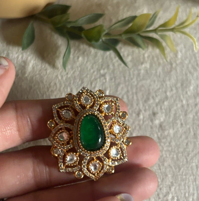 Emerald dull gold polki ring