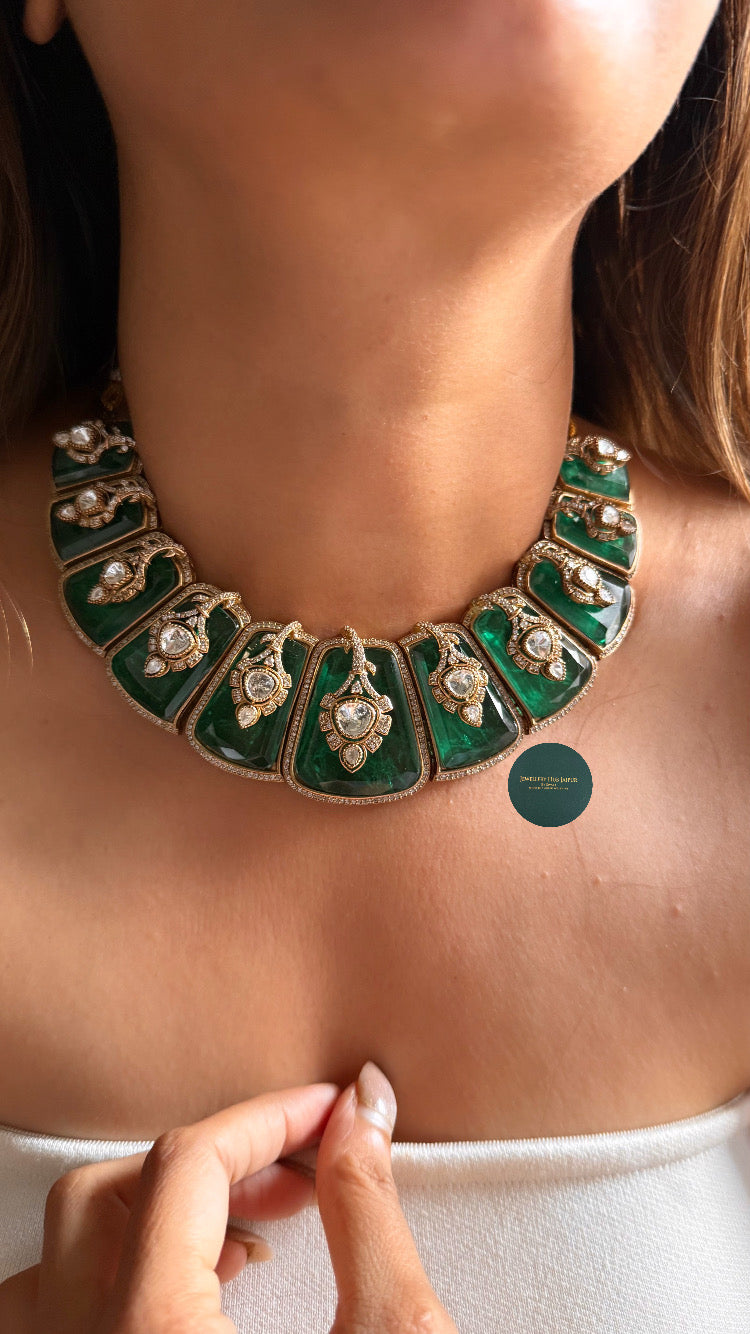 Emerald doublet moissanite collar set