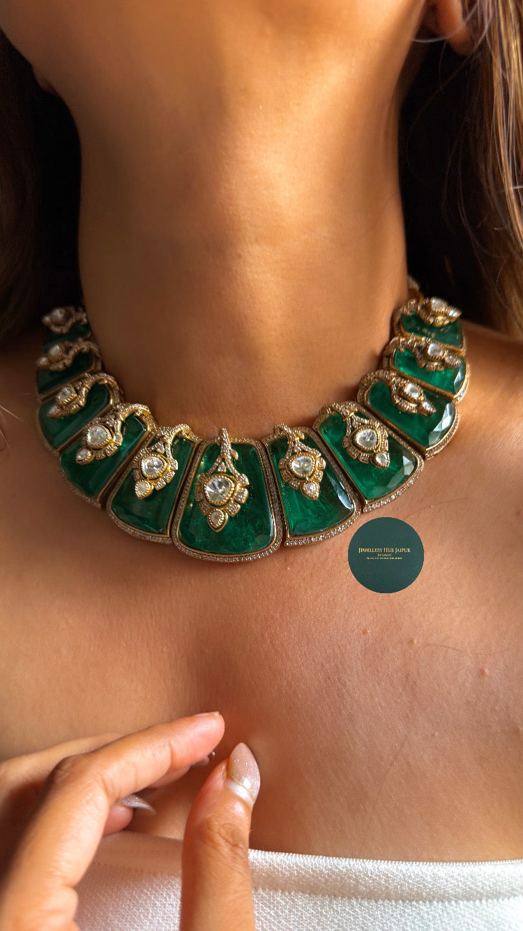 Emerald doublet moissanite collar set