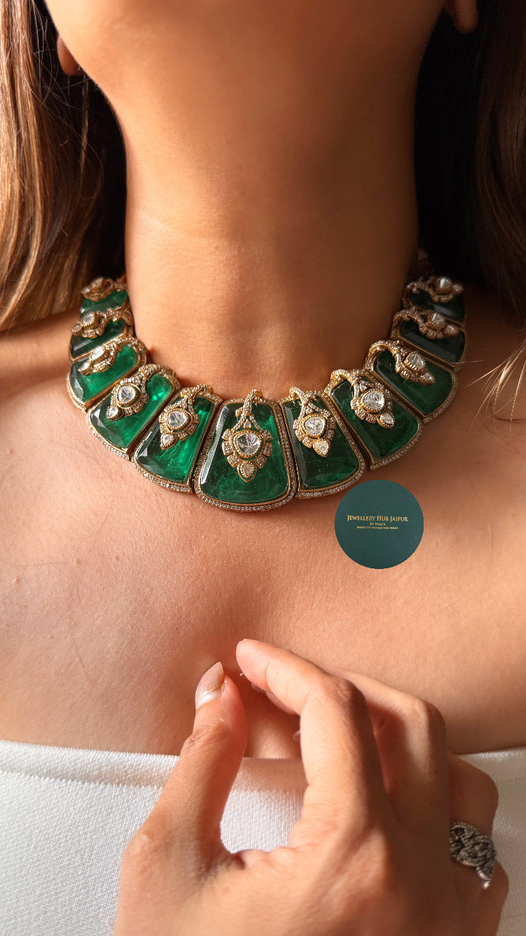 Emerald doublet moissanite collar set