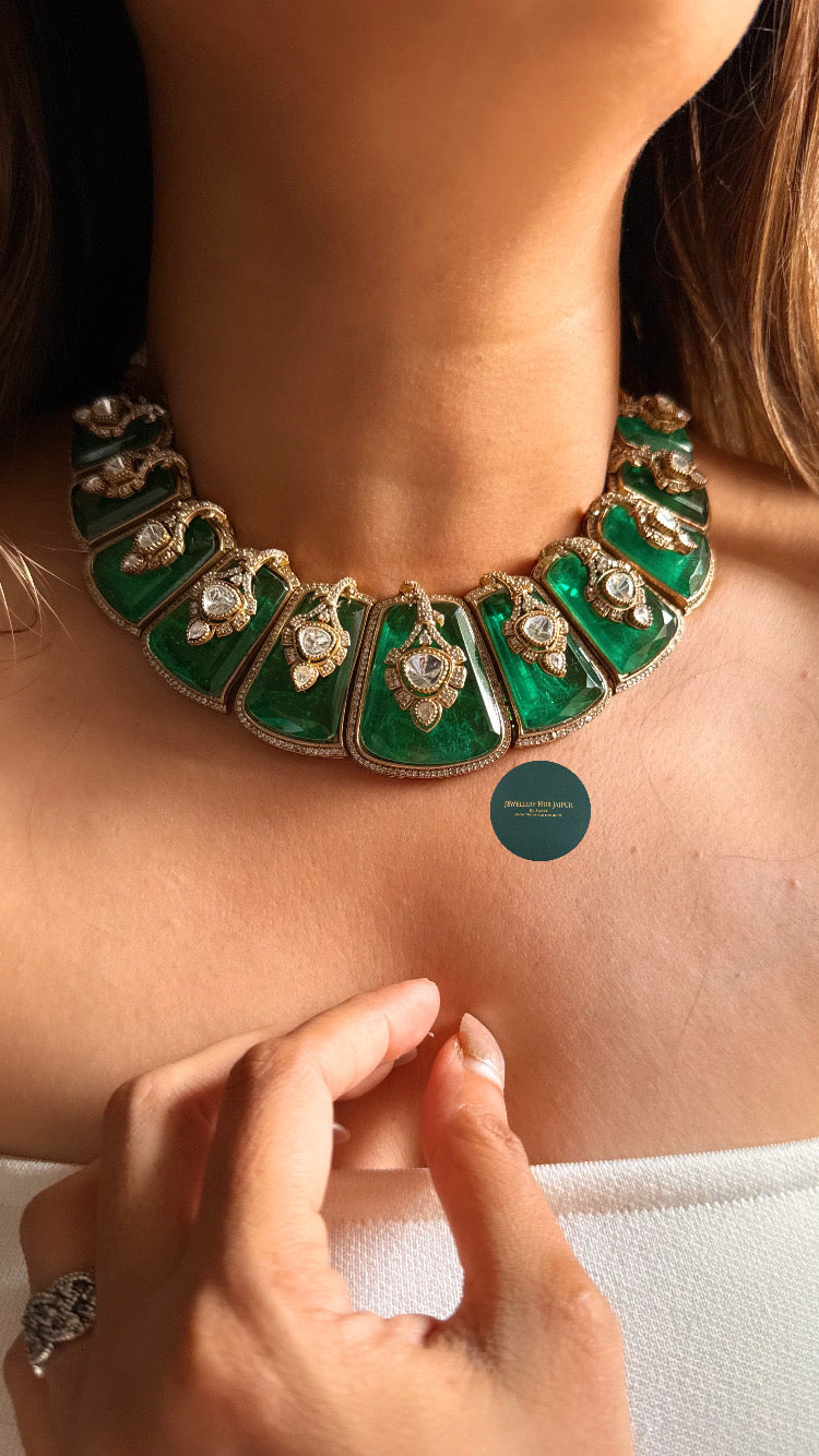 Emerald doublet moissanite collar set