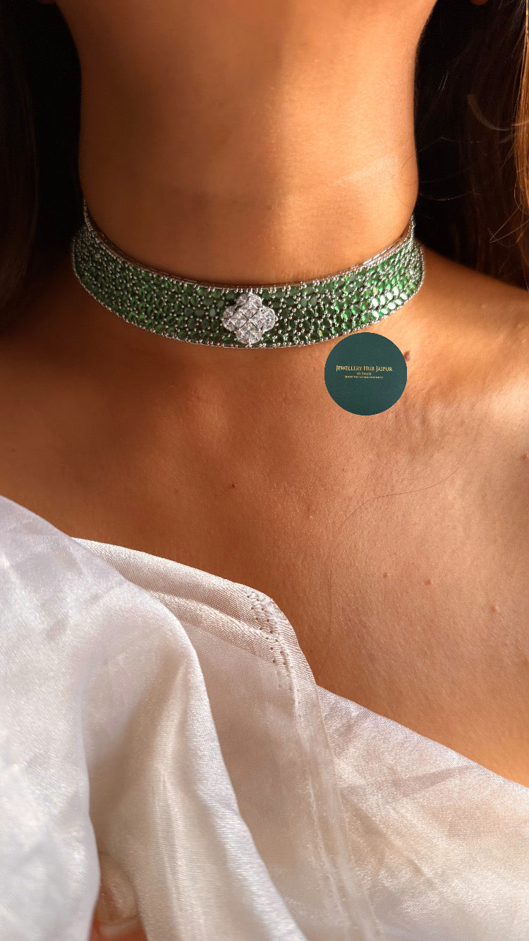 Ava Emerald diamond choker