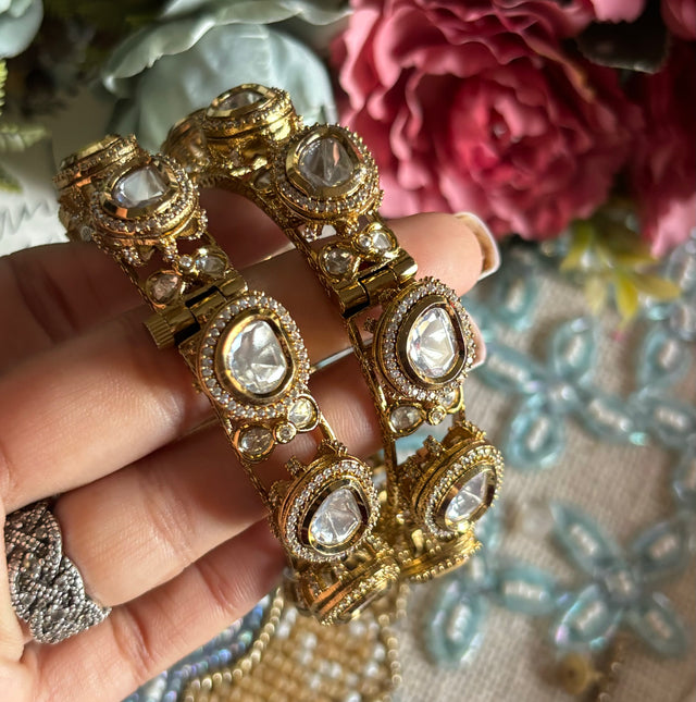 Moissanite Victorian Bangdi style bangles