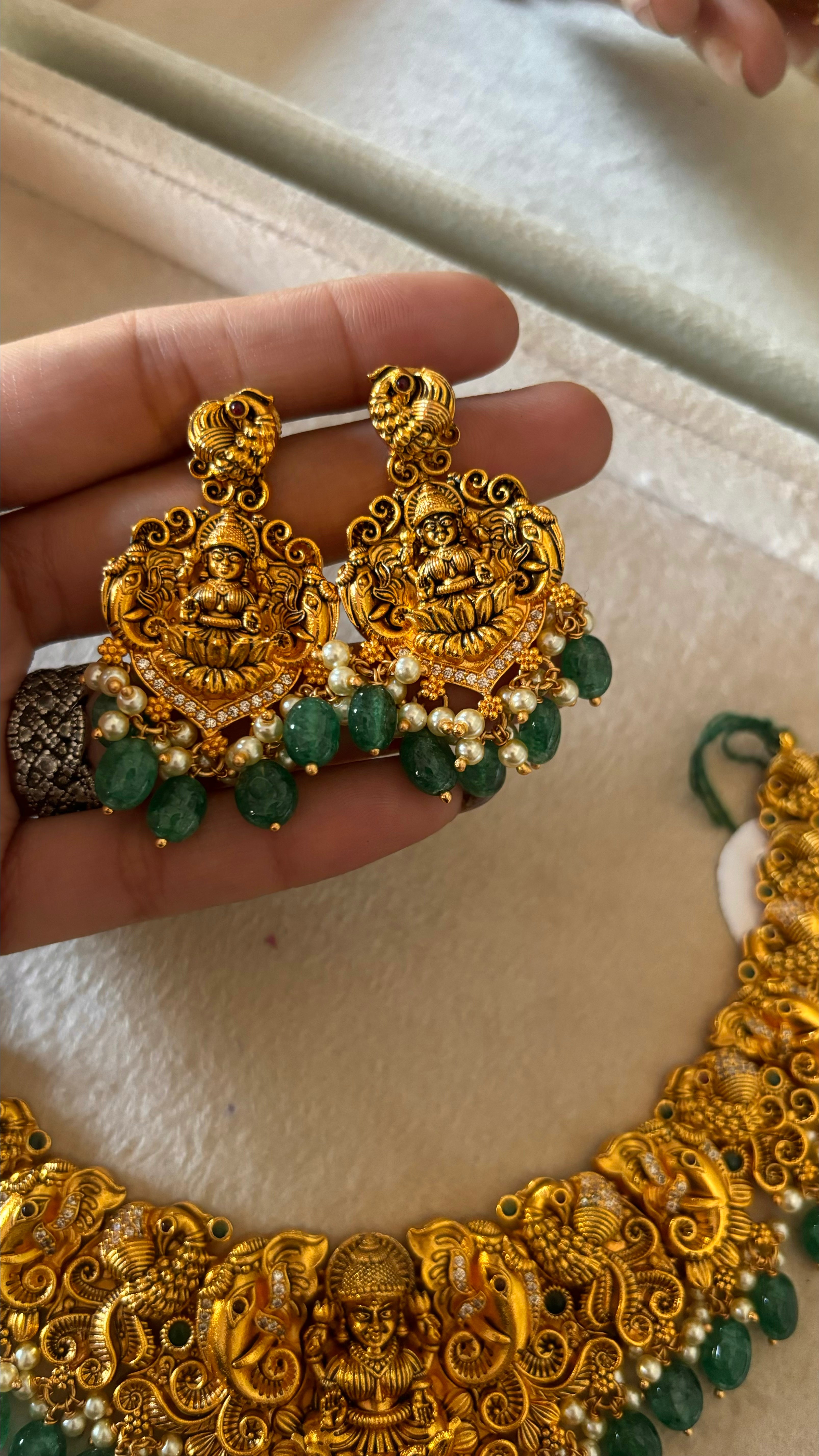 Temple jewellery set