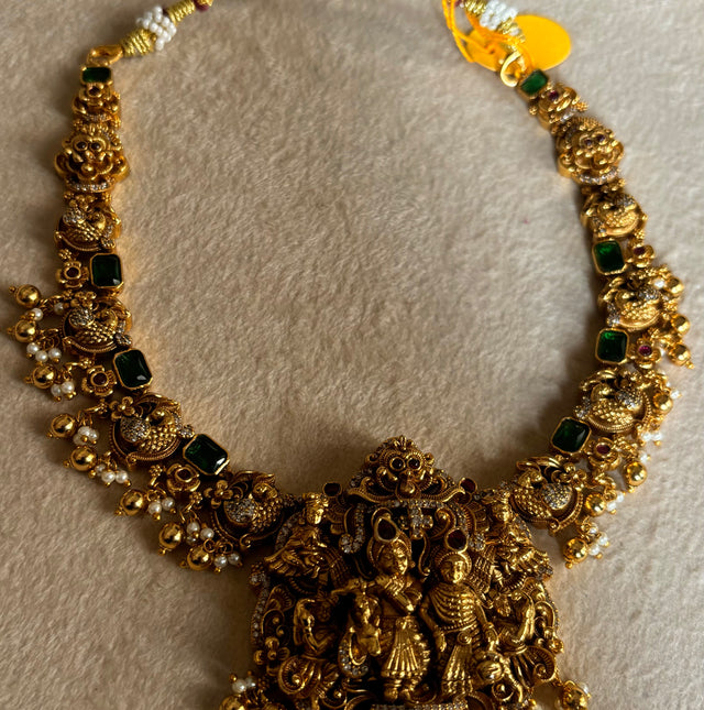 Temple jewellery set