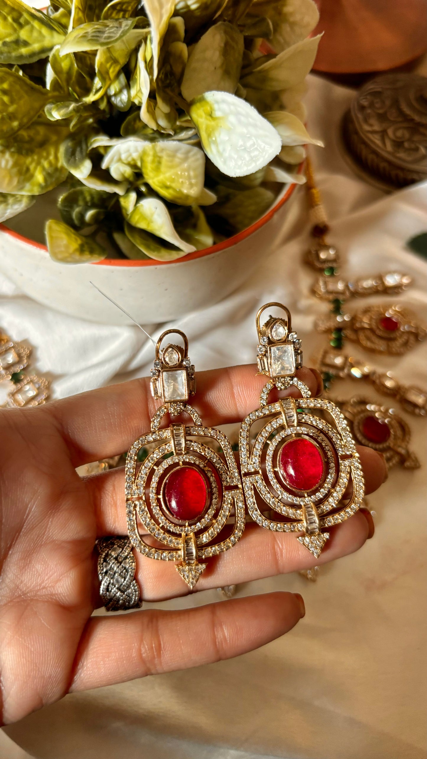 Ruby & emerald doublet necklace set