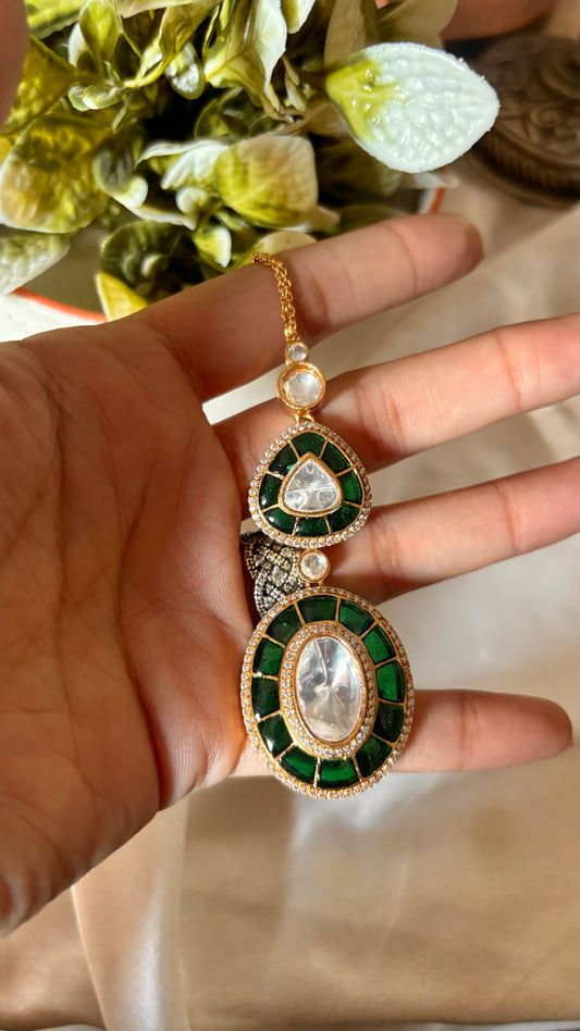 Emerald moissanite maang tika