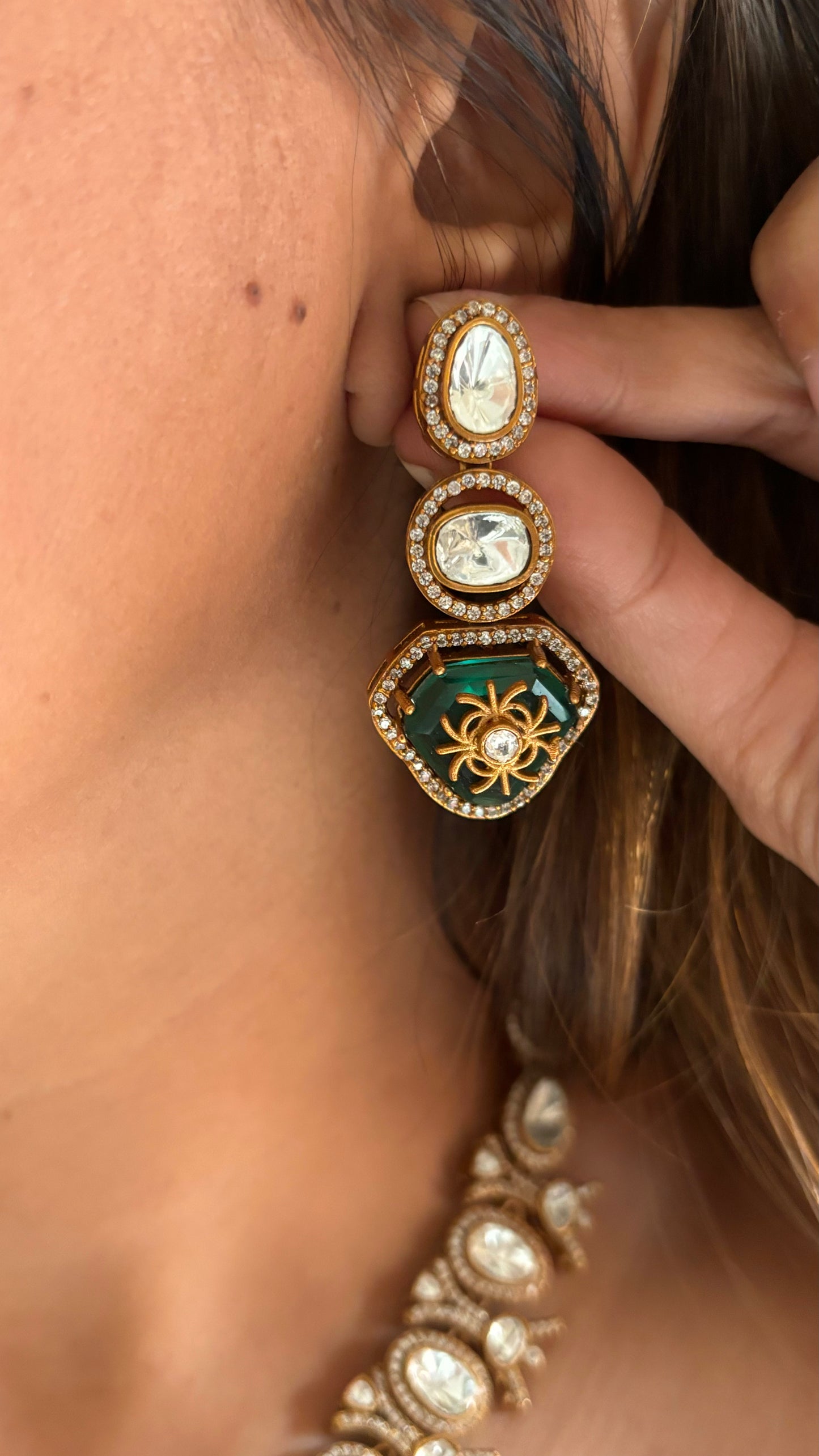 Emerald necklace set