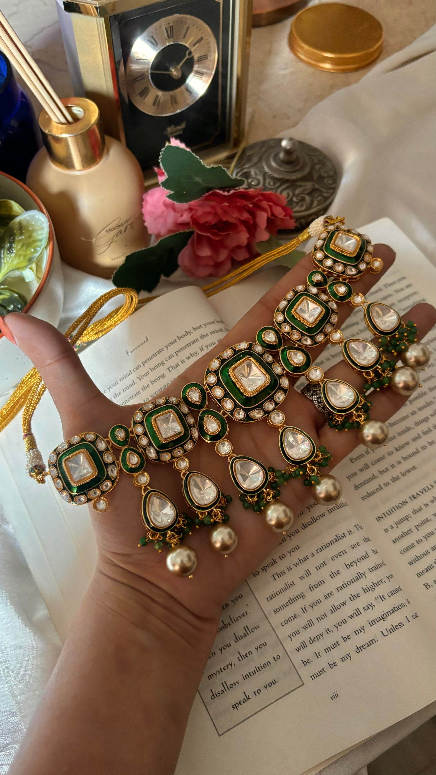 Paanabindu Emerald meenakari with cocktail drop with earrings