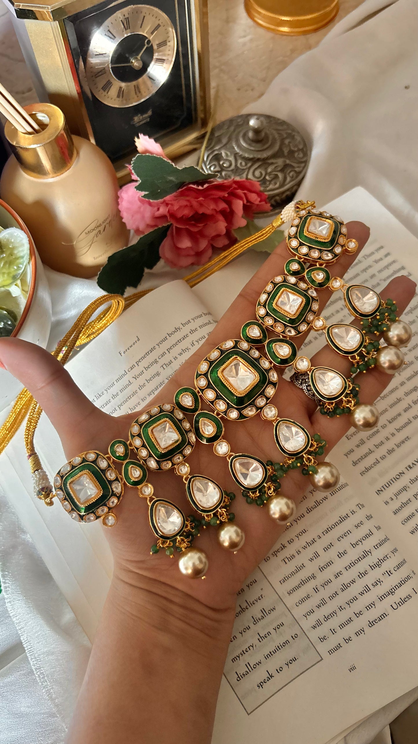 Paanabindu Emerald meenakari with cocktail drop with earrings