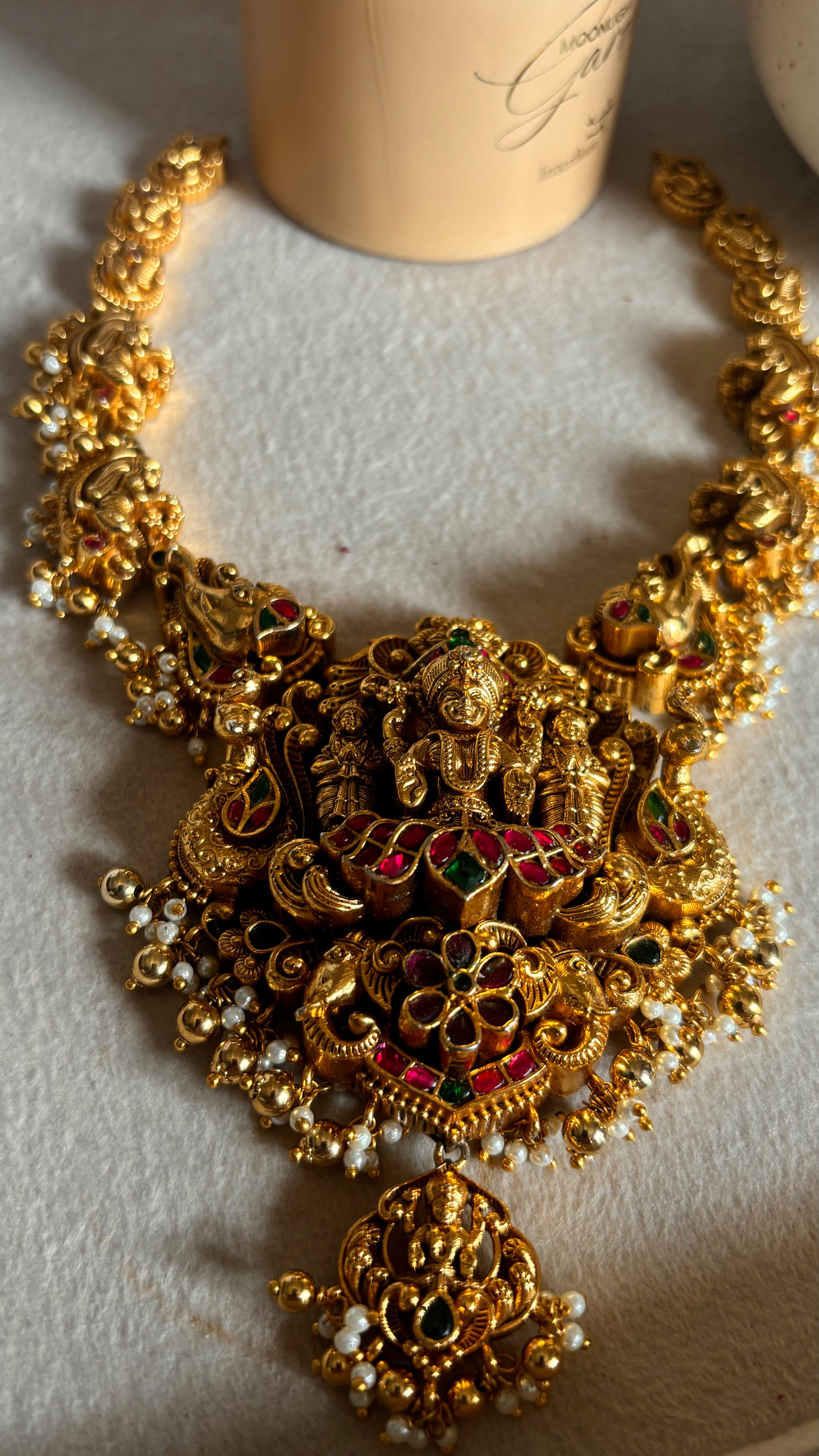 Temple jewellery set