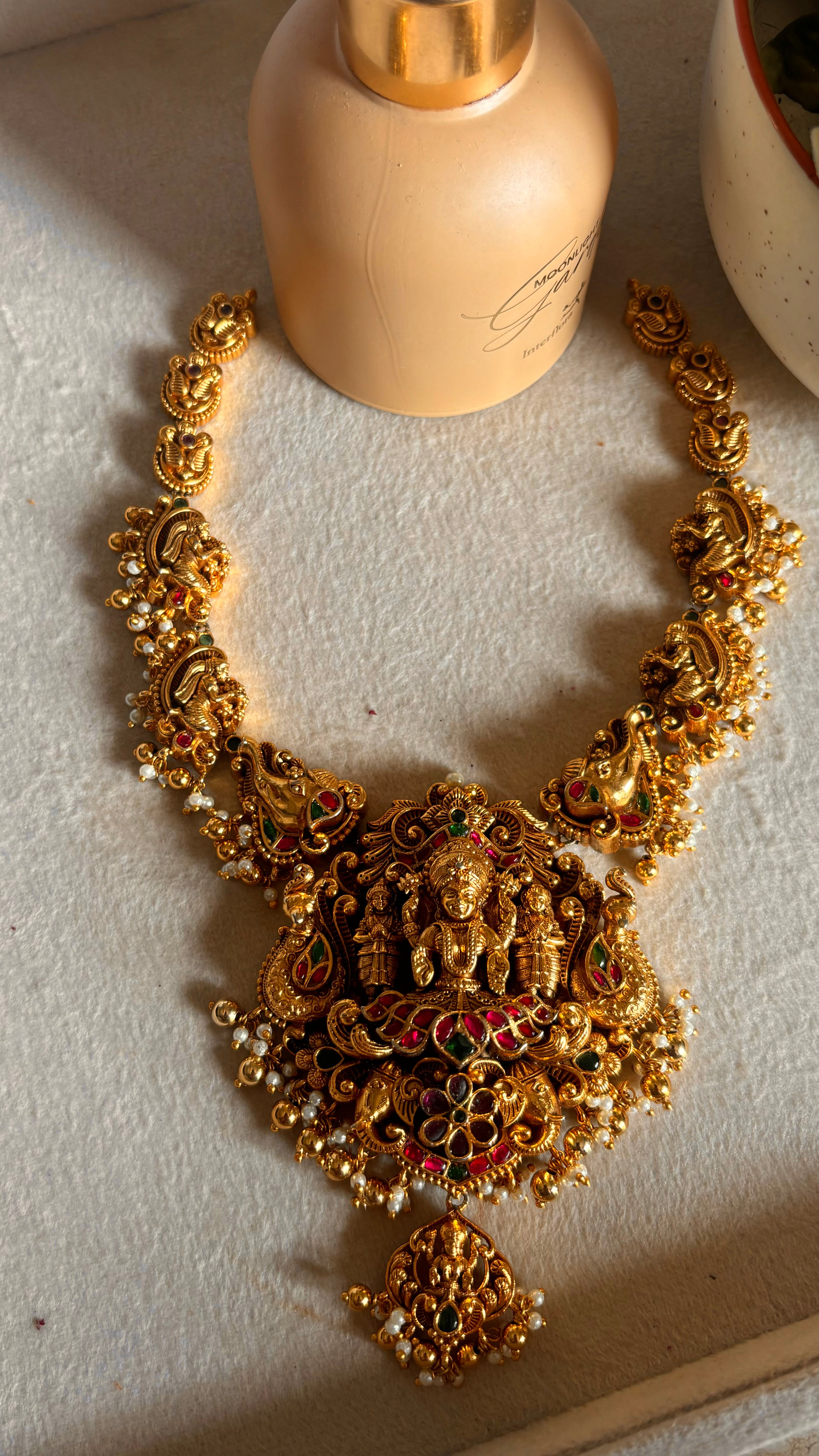 Temple jewellery set