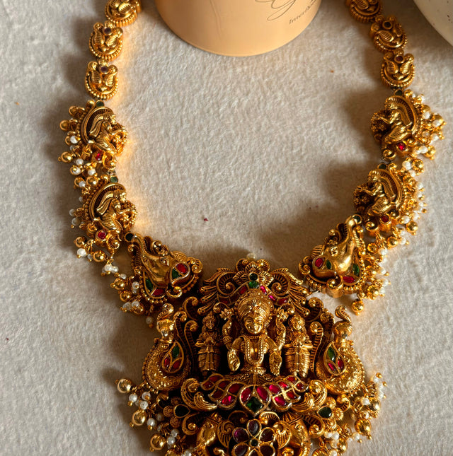 Temple jewellery set