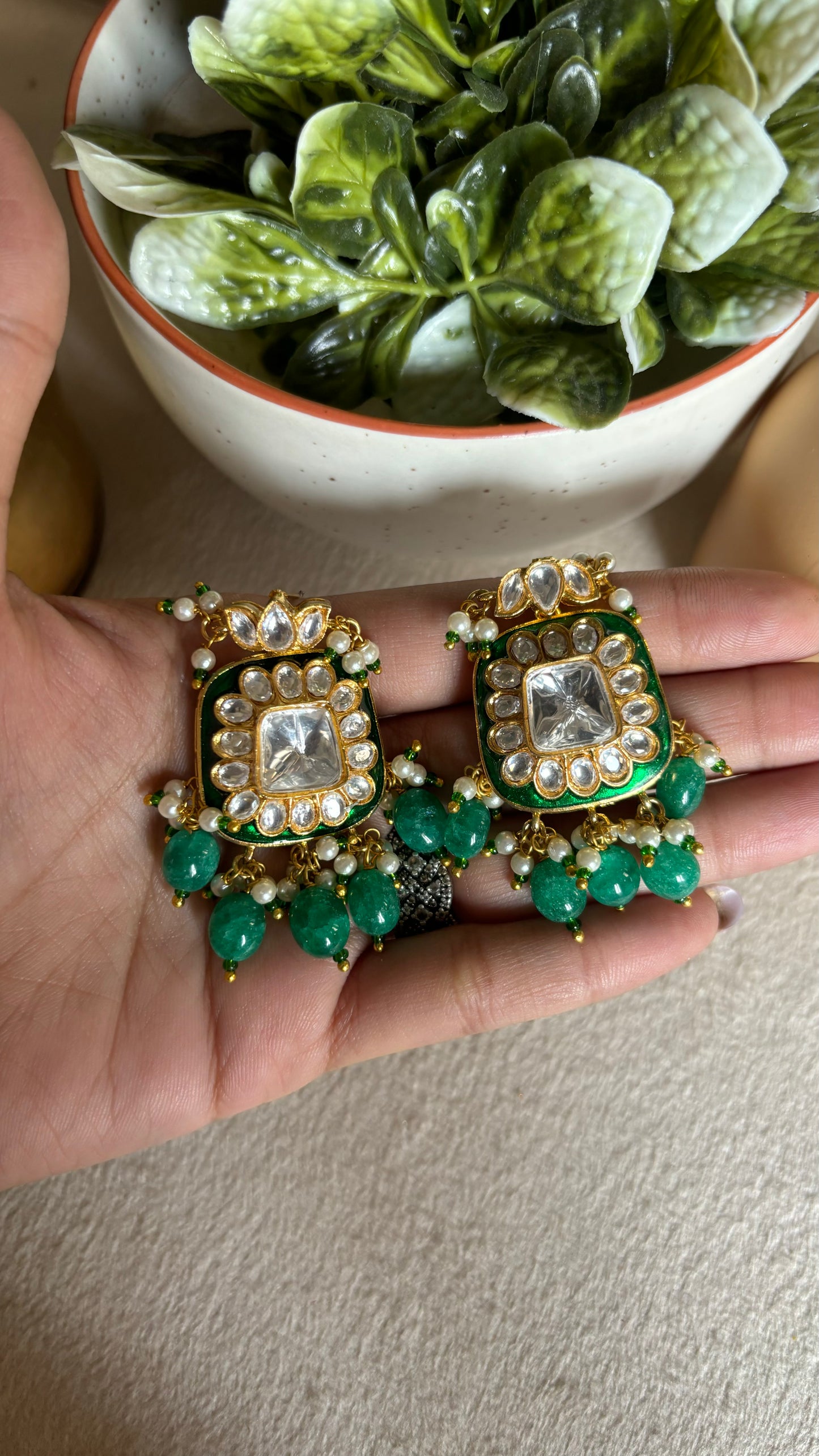 Emerald polki studs