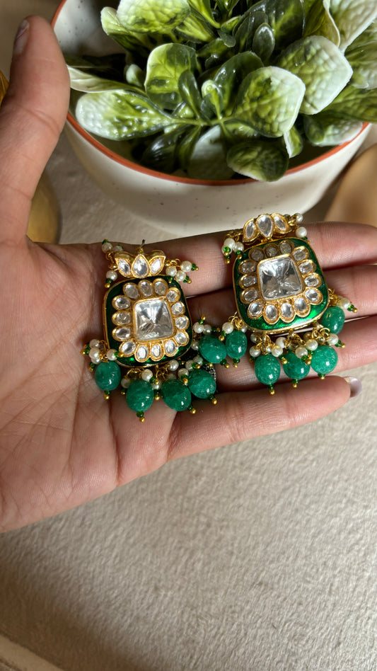 Emerald polki studs