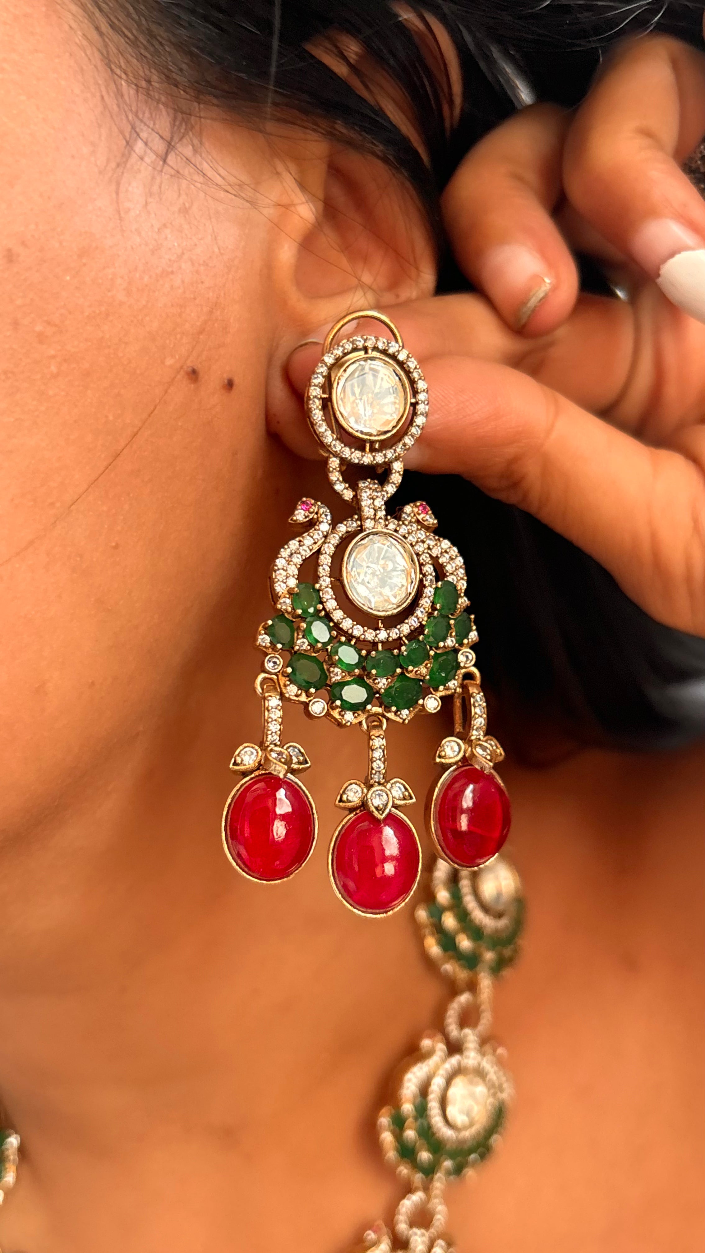 Emerald and ruby mid neck set