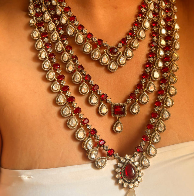 Three layered ruby set