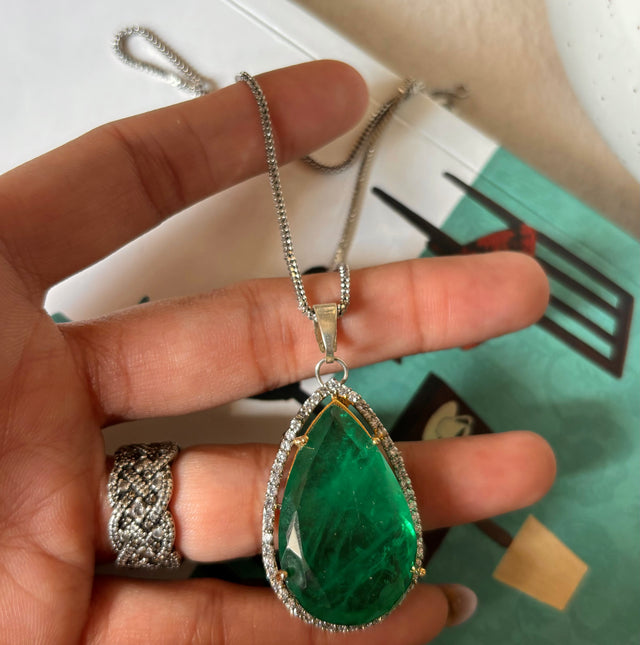 Emerald tear drop pendant set