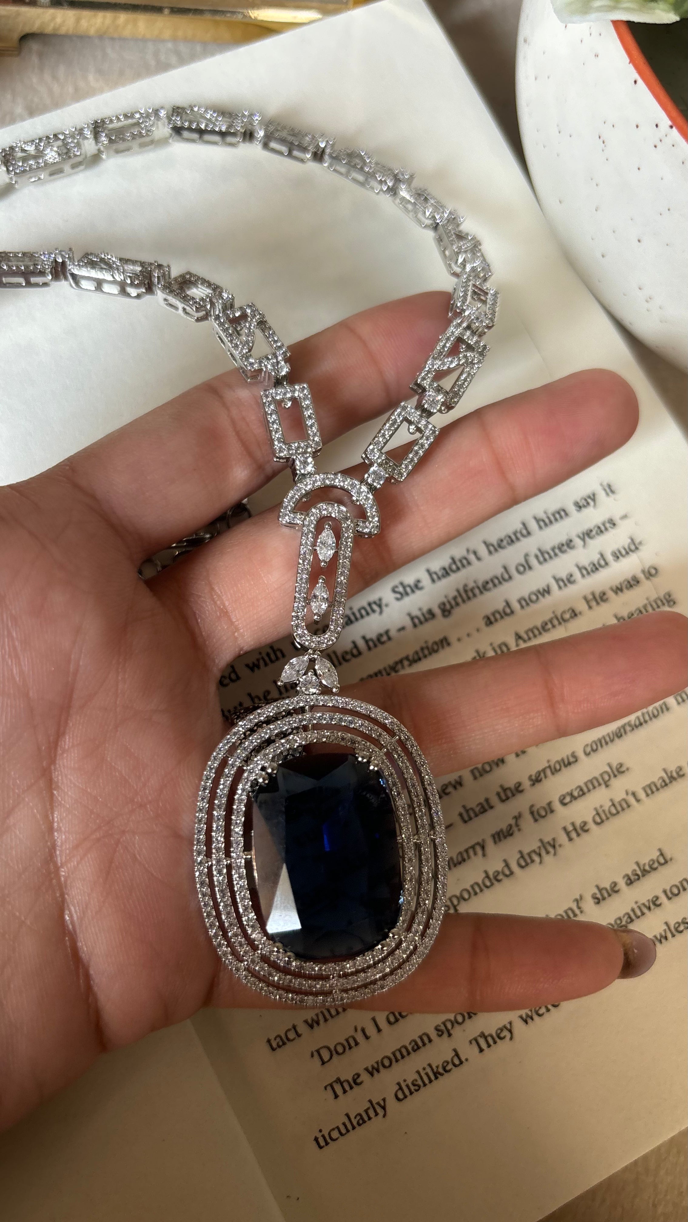 Tanzanite diamond necklace set