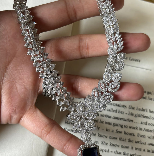 Sapphire diamond necklace set