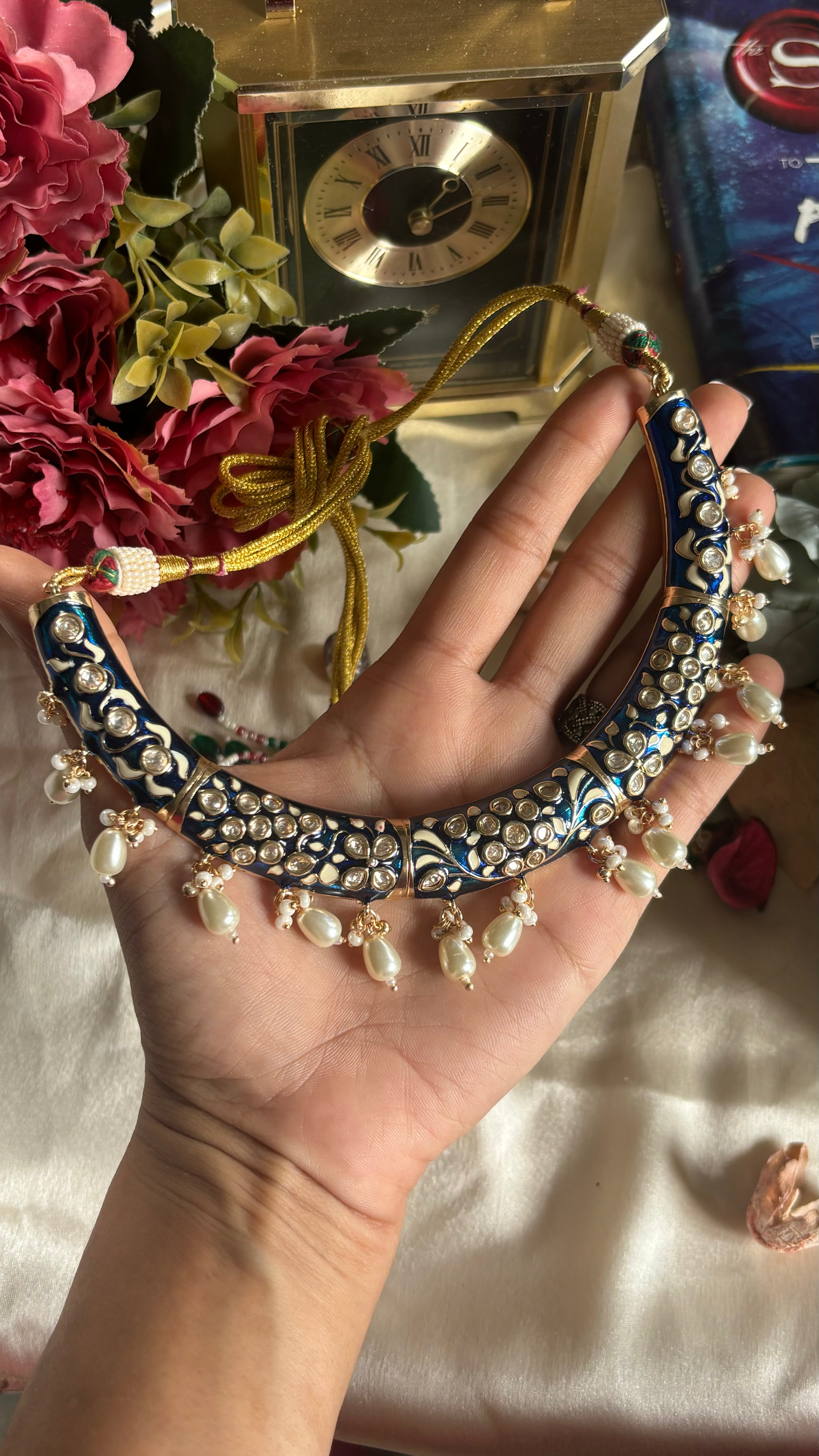 Sapphire meenakari hasli