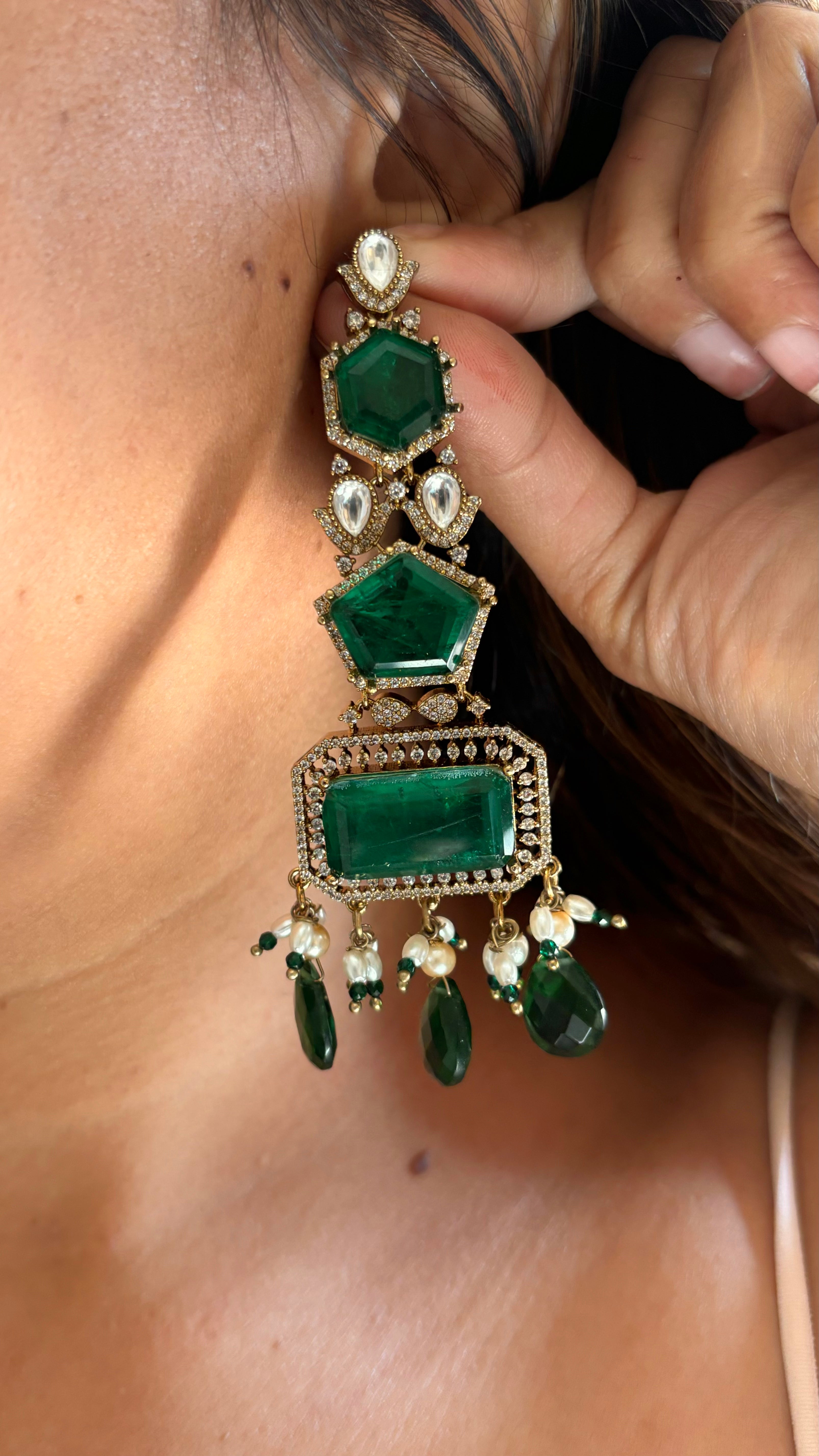 5 layered emerald maharani necklace set